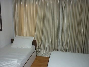 Batuta Maldives Surf View Otel Thulusdhoo Dış mekan fotoğraf